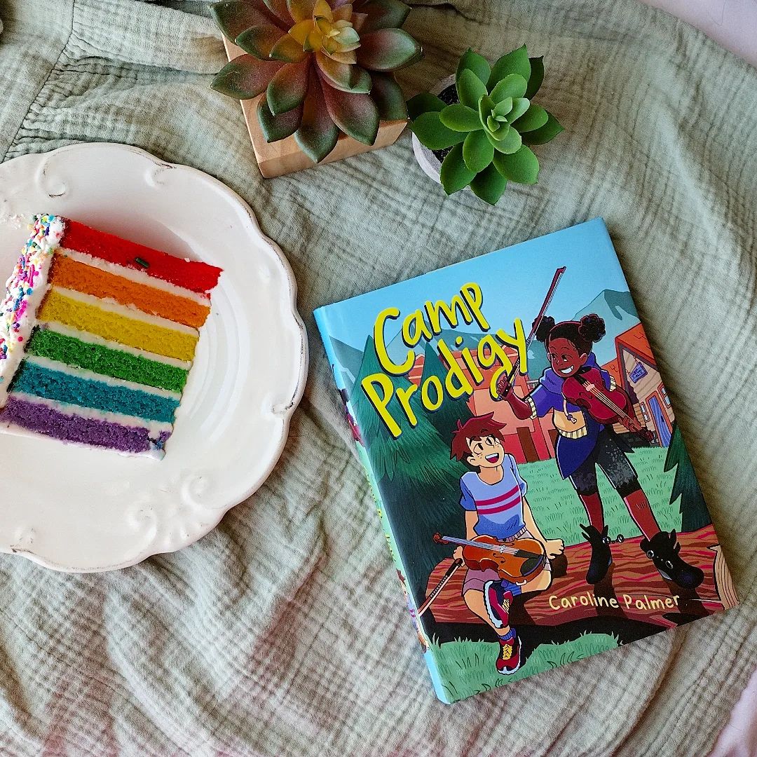 SimonKIDS's tweet photo. Heartwarming and beautifully illustrated, the graphic novel #CampProdigy by @1010lilfoot follows two nonbinary kids who navigate anxiety and identity while having fun and forming friendships at their summer orchestra camp. #PrideMonth
π·: @stargirls.magical.tale https://t.co/UocSxo4Hev