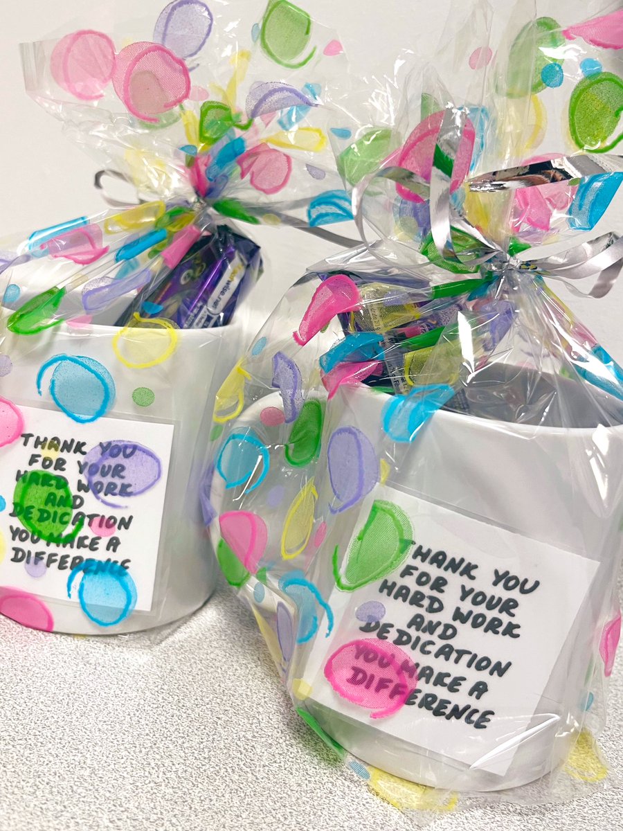 SN_KatieD's tweet photo. Well-being week 🌸

I would also like to say a massive thank you to @asda for their kind donations of mugs filled with goodies! We have really enjoyed secretly placing them around the department this week for people to find 💗

@AsdaCommunity #Wellbeing #HugInAMug #Mugged https://t.co/fKtoYwcigU