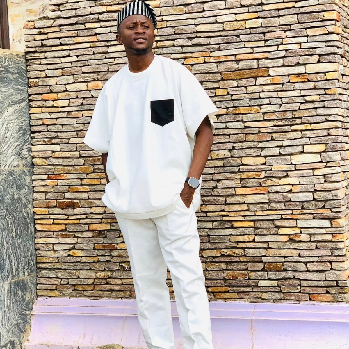 M_Porta_Lee's tweet photo. Dear God,
Thank you!!!
It's my Birthday!!!
Wish me well!!!
Davido / congratulations / #NationalCapital https://t.co/aVGABoeRRC