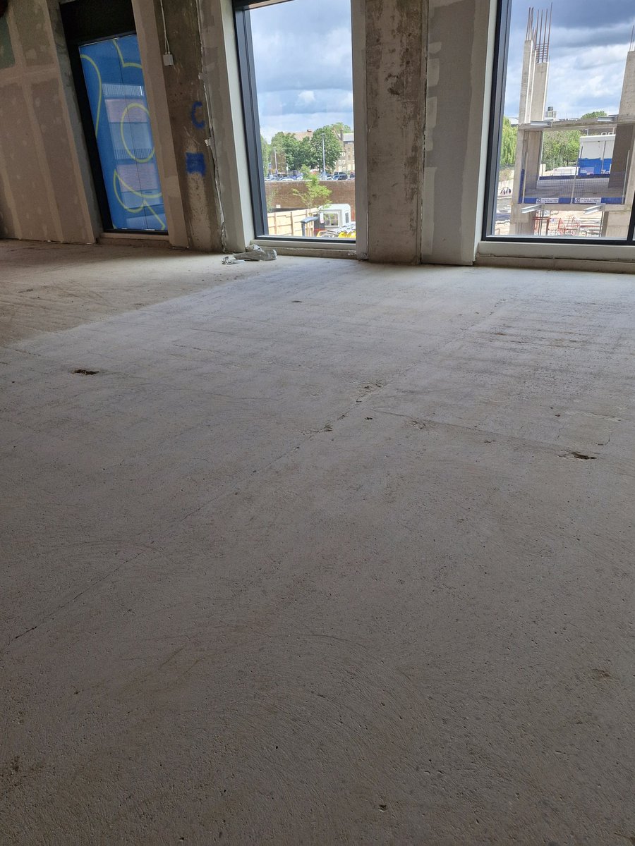 LtdNrn's tweet photo. We were asked if we could sort out this awful sub floor.
One of the worst I've seen.
Some aggressive grinding and using @Ultra_Floor products solved the problem. https://t.co/78CPJ56I1u