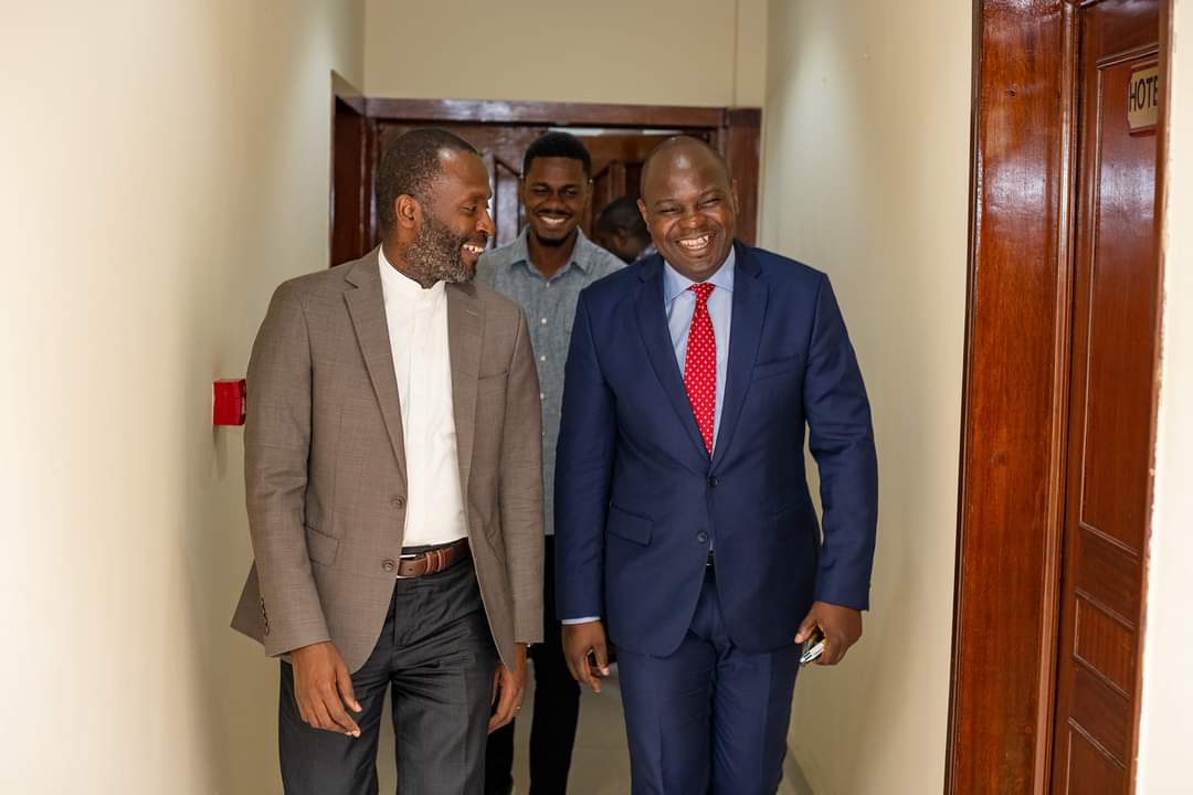 lucMissidimbazi's tweet photo. Toutes mes félicitations à @ Anthony NkINZO KAMOLE pour sa nomination au poste de Directeur de Cabinet du PR-RDC.
Un craque, une brillante personne. God Bless you. https://t.co/AKm0bpWELe