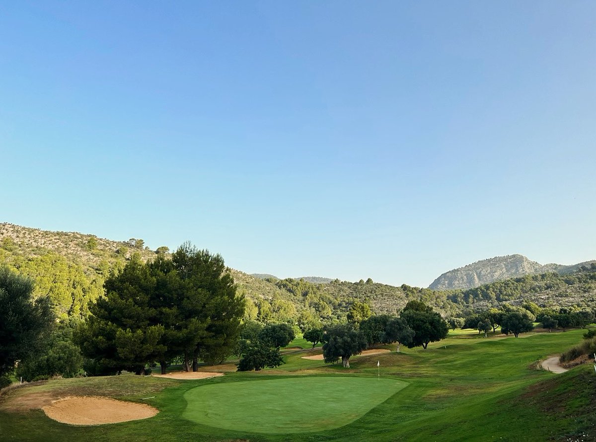 OrderofStHubert's tweet photo. #VOoStH > Pure nature < ⛳️
#OrderofStHubert #golf #golfing #soul #brain #greennature #greencard #relaxing #style #summer #sailing #seafood #palmademallorca #catalán https://t.co/glEL1vuHIc