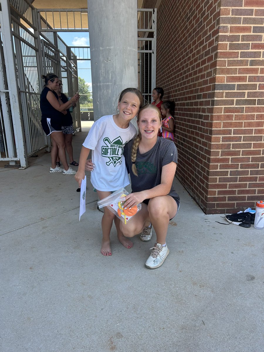 I had the privilege to get to know the sweetest and most talented group of girls at our kid camp. <a href="/OlaMustang/">Ola Mustang Softball</a> <a href="/Just_us_Kicks/">Lee Kicklighter</a>