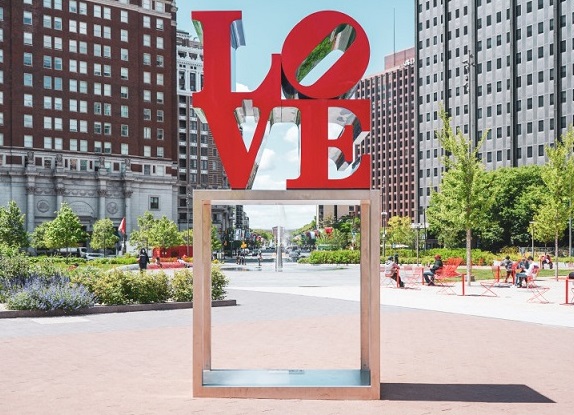 TravelGumbo's tweet photo. #TravelGumbo #PictureOfTheDay by @goldenagetravel     #ttot 

#LoveStatue #LovePark #Philadelphia #Pennsylvania 

TravelGumbo
By Travelers, for Travelers

https://t.co/EKAO42ChEe https://t.co/JsnyaepYja