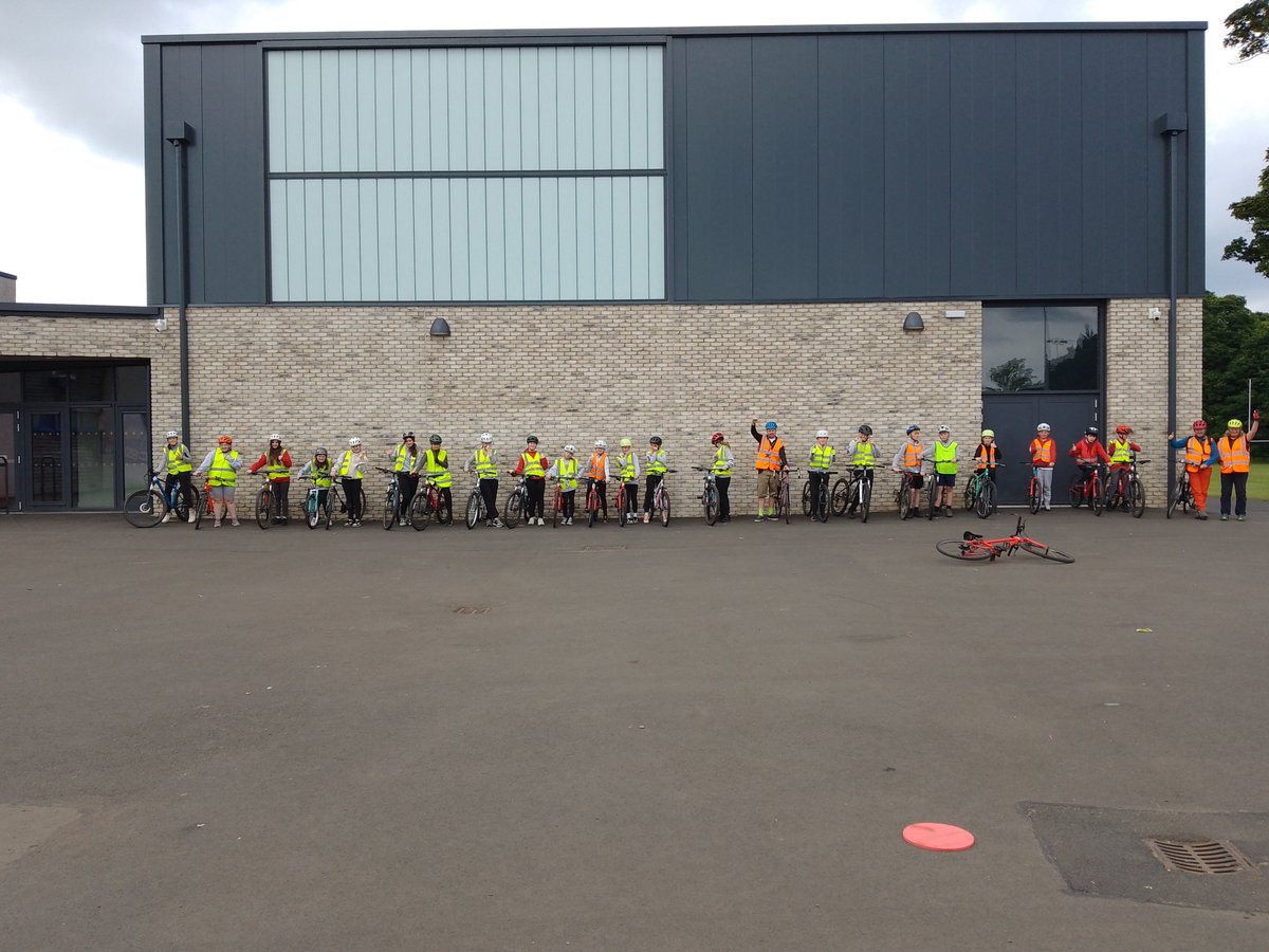 Values Champion certificate awarded to all our P7b bikers today for demonstrating ALL our school values to the highest level consistently this week during our Bikeability sessions #proudtobepinkie