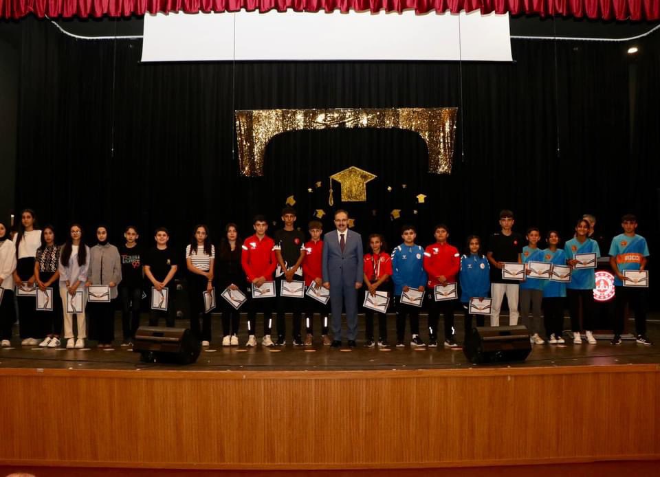 Ömer ÖZER tweet media