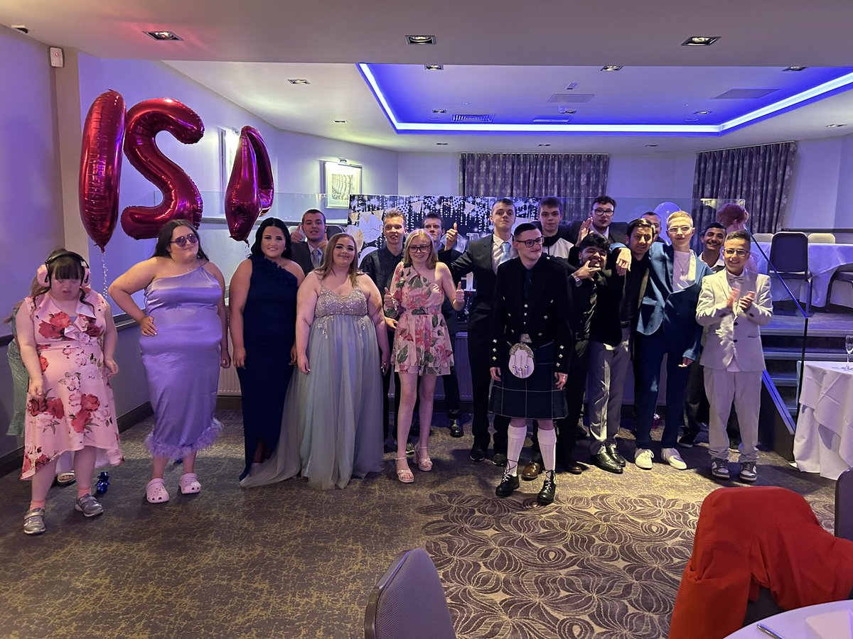 HBAcademyGlas's tweet photo. Our 2024 School prom is in full swing @Loks_Kitchen . Our young people are looking fabulous, dancing their hearts out and having a night to remember 💃🕺#learningtogrowtogether https://t.co/TrLno7Qwq1