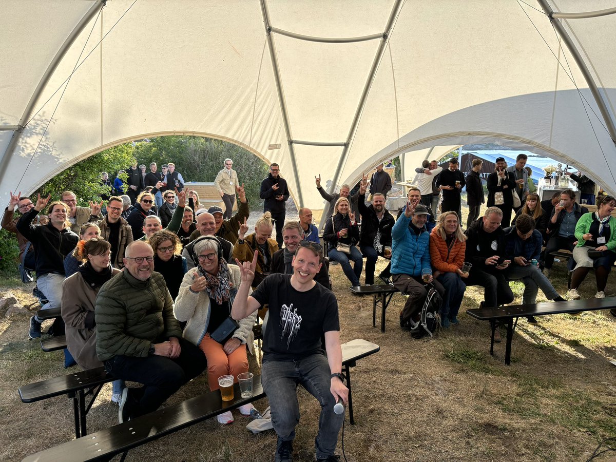 Stinus Lindgreen tweet media