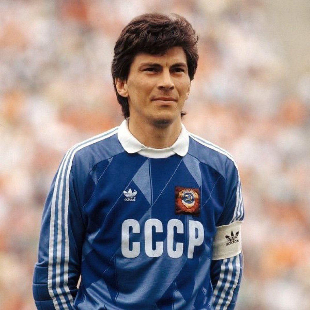 Afmælisbarn dagsins 67 ára í dag. Dassaev 🧤🙌🏻