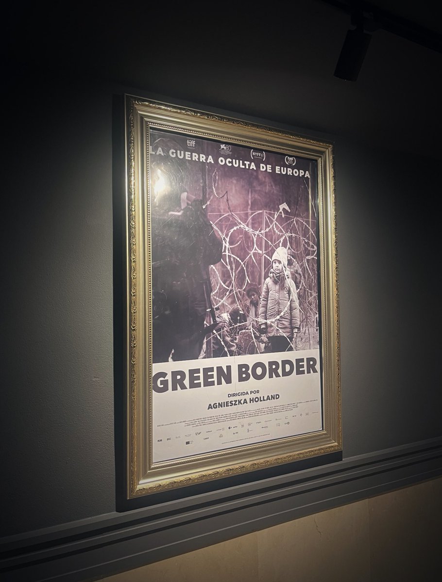 Se estrena mañana, os animo mucho a verla a pesar de su dureza. Muy buena peli. boxd.it/6FDz8p 🟠🟢🔵