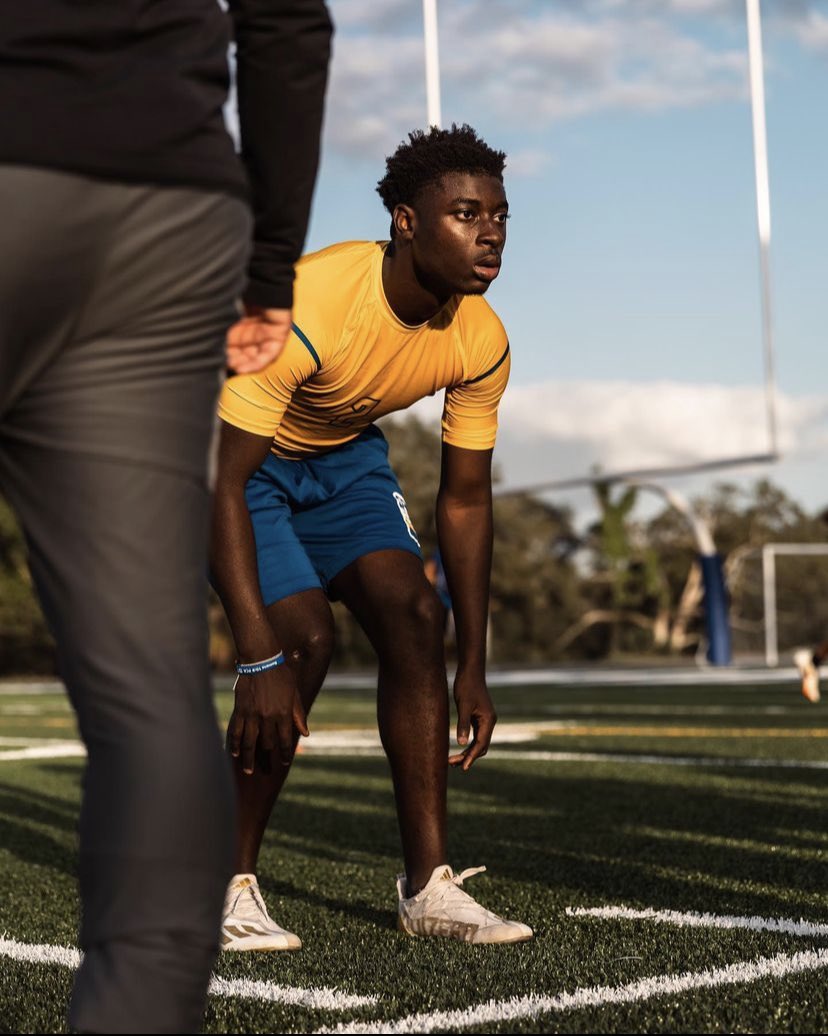 Sammy Etienne🇭🇹 (@therealestsam3) on Twitter photo I will be announcing my commitment June 17th!! I will be announcing my commitment June 17th!!