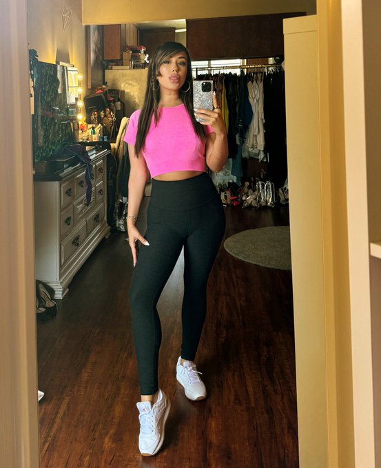 😋 You love me and I loathe you. Story of ur pathetic,  little life. 🖕🏻 https://t.co/IpNwmPT4Jn<a href="/tag/legs"class="tags"><span>#legs</span></a><a href="/tag/goddess"class="tags"><span>#goddess</span></a><a href="/tag/femdom"class="tags"><span>#femdom</span></a><a href="/tag/findom"class="tags"><span>#findom</span></a><a href="/tag/bootfetish"class="tags"><span>#bootfetish</span></a><a href="/tag/meangirl"class="tags"><span>#meangirl</span></a>