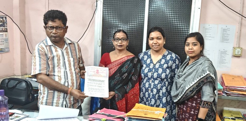 msfodisha's tweet photo. We're thrilled to announce the signing of a MOU with the Department of Horticulture, Sambalpur, for the implementation of the Agriculture Production Cluster (APC). This partnership aims to boost sustainable agricultural practices. @Horticultureod1 @apc_program https://t.co/rpOW1rmZoP