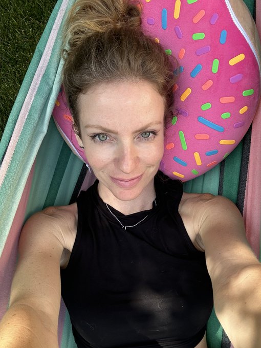 Hammock life https://t.co/Ol6JpvRgHh