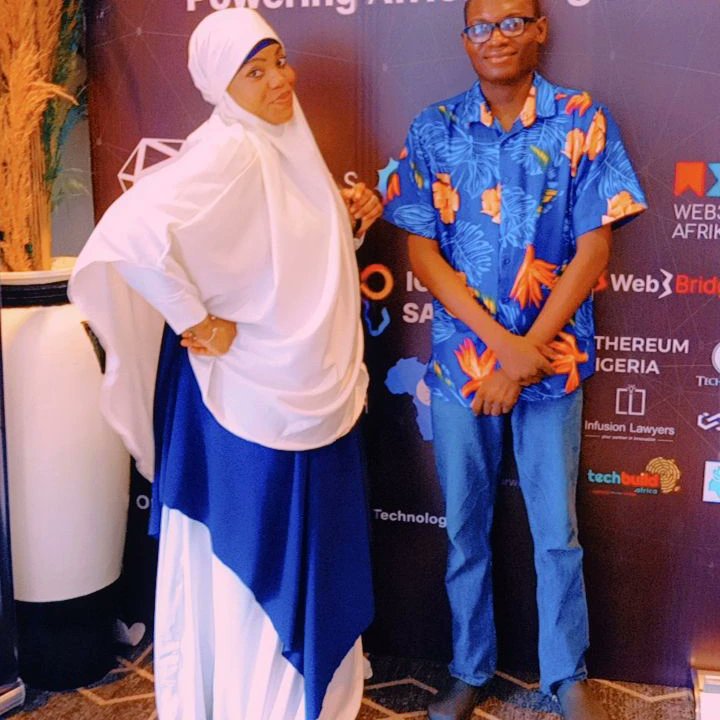 hbeebulah's tweet image. Today I had a lovely Day at the day 2 of the @LagosBlockWeek ,met a lot of lovely people like @Kingslayer449 @ZahraFridaos @officialhondan @machalafashion 
#lagosblockchainweek
#LBW #LBW2024