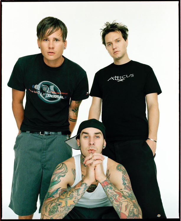 Danny_Clinch's tweet image. Blink 182 for Mens Health , 2001 . Great to see they’re still throwing it down ! #dcarchivedive #blink182 #travisbarker #markhoppus #tomdelonge