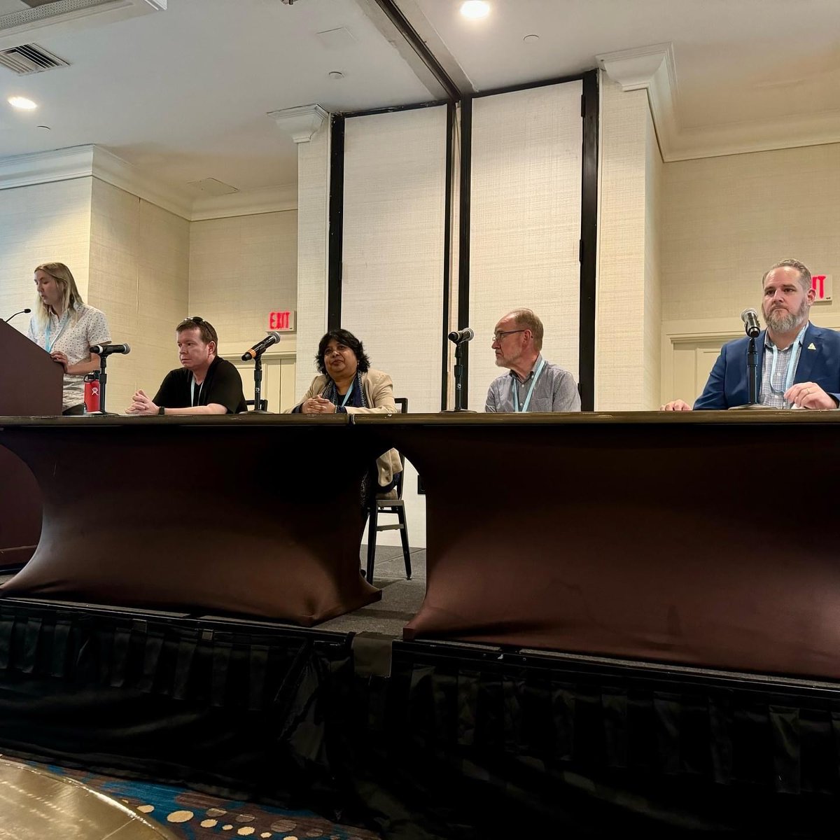 USCRP's tweet photo. From stakeholder perspectives to local societal needs, attendees explored the challenges and opportunities facing coastal communities, and delved into research priorities from both federal agencies and academia, identifying key areas for collaboration and innovation. 🤝 https://t.co/ep5TpIG8id