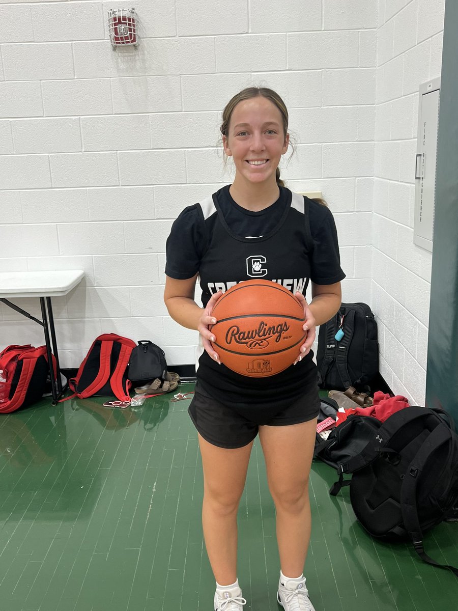 TylerJamesBates's tweet photo. Congratulations to the players of the week from week #2 of NW Ohio 3 on 3!

Georgia McFarland - Crestview 
Camryn Cox - Ashland 
Katrina Rogers - Clear Fork 
Valery Henry - New London 

Each player received a Subway gift card! https://t.co/olaqVCHE2x