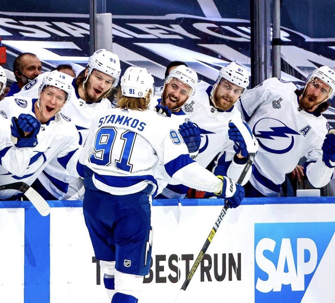 Andrew Weiss tweet media