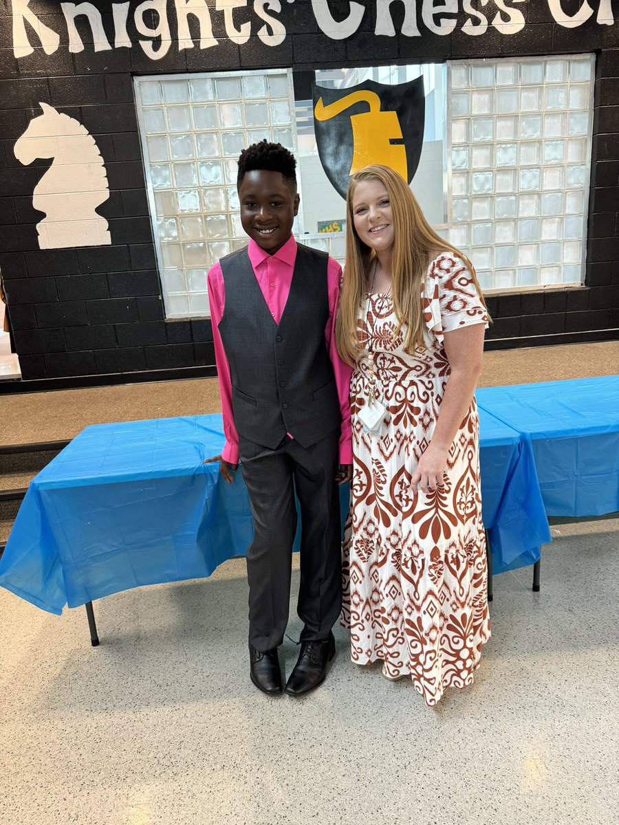MsDunnHCES's tweet photo. Happy Graduation Knightdale Knights! So proud of my 5ths, on to do GREAT things! #weareKES https://t.co/C7UTAtFf2G
