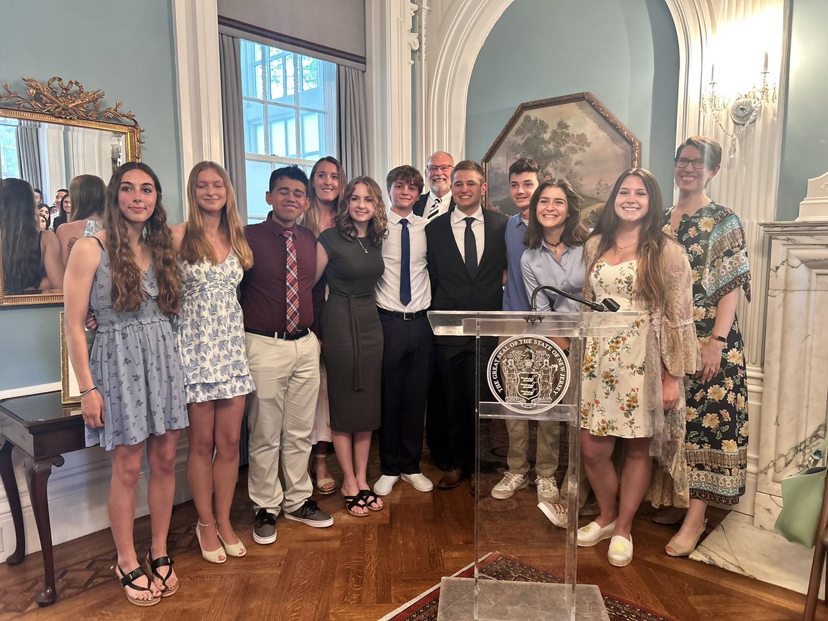 SJ_Schools's tweet image. #NJStudentClimateChallenge Awards: 2nd place winner: Congratulations Thriftwood team from Marine Academy of Science and Technology, Monmouth Academy of Science &amp;amp; Technology. @DrumthwacketNJ @ACElecConnect @MAST_SandyHook