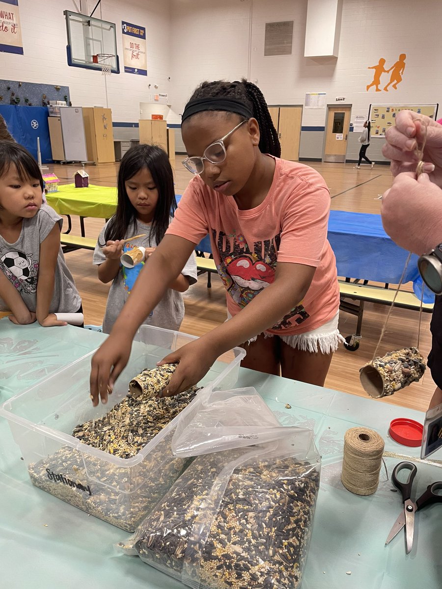 Mrs. Ray tweet media