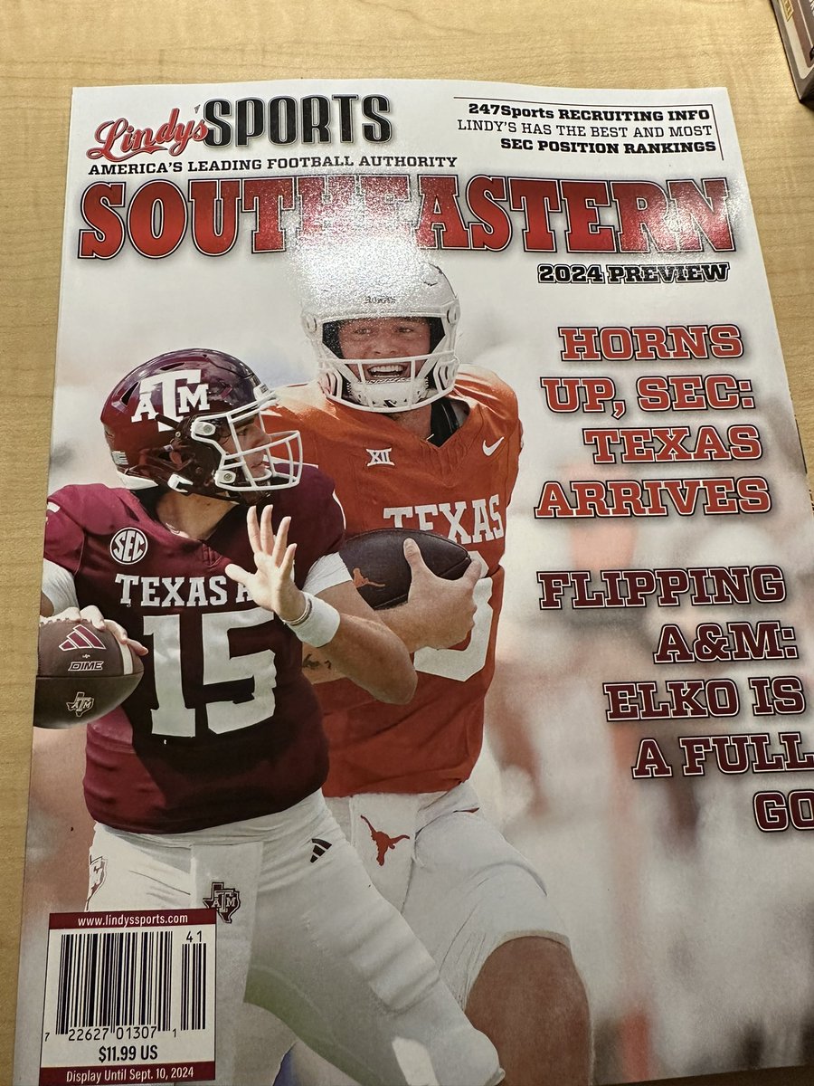 It's beginning to look a lot like August <a href="/Lindyssportsmag/">#LindysSports</a>