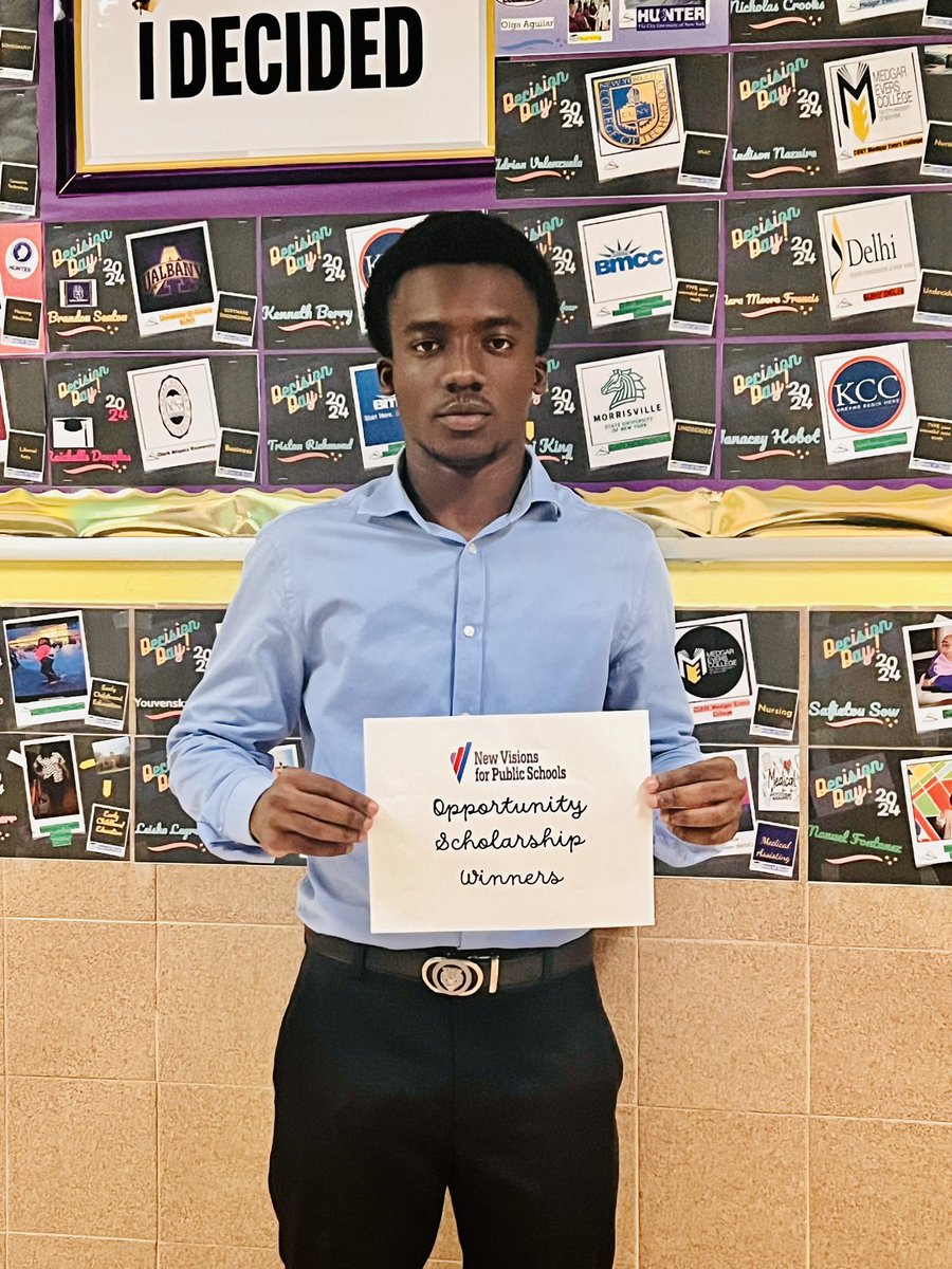 hssl539's tweet photo. Congratulations to our New Visions Opportunity Scholarship recipients. Your hard work and academic resiliency has not gone unnoticed.⭐️ ⭐️@NewVisionsNYC https://t.co/4bptnKwPQU