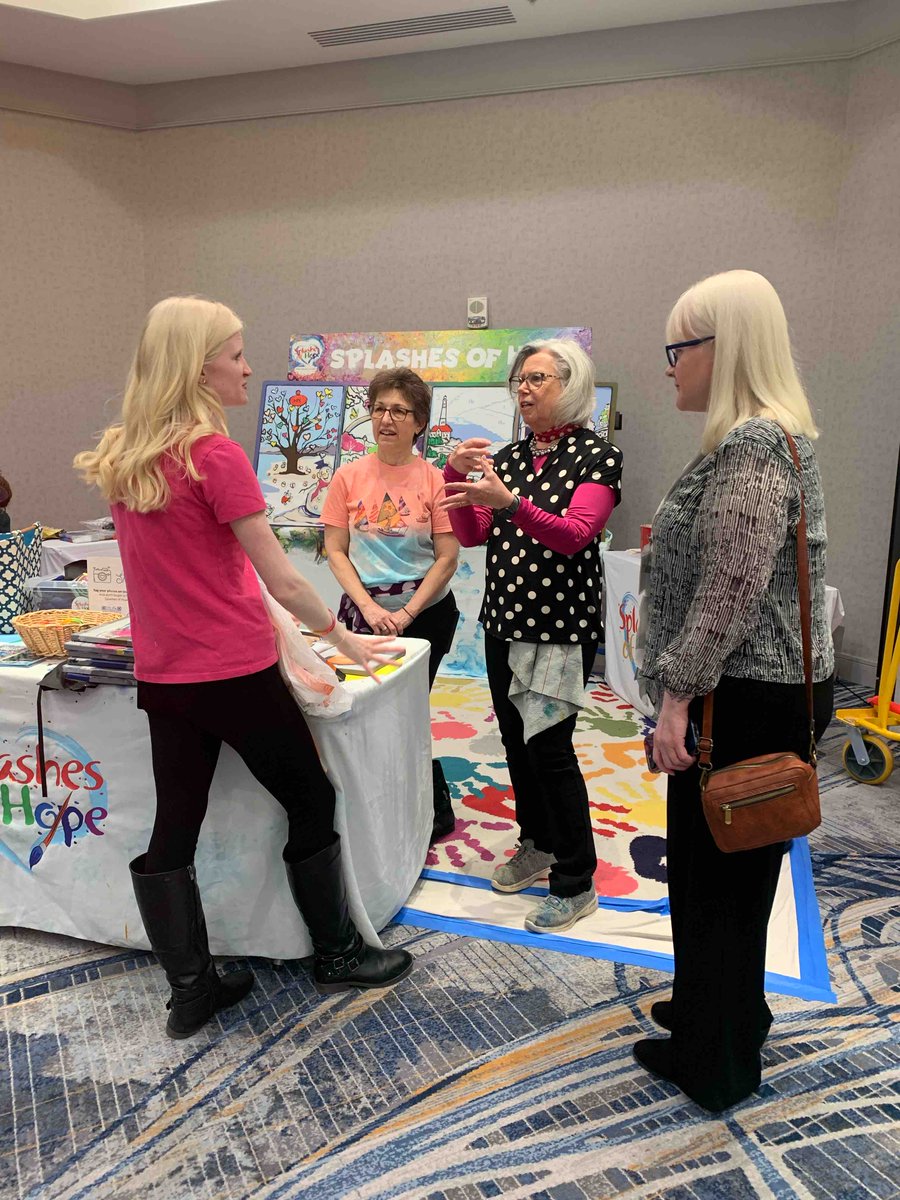 HPSNetwork's tweet photo. Did you know it’s National Make Life Beautiful Day?

We did a little #makinglifebeautiful during our NY conference for a local hospital with YOUR artistic talent! 

Share the love and make life beautiful around you, it’s contagious!

Thank you again Splashes of Hope! https://t.co/z5sD9fgjEu