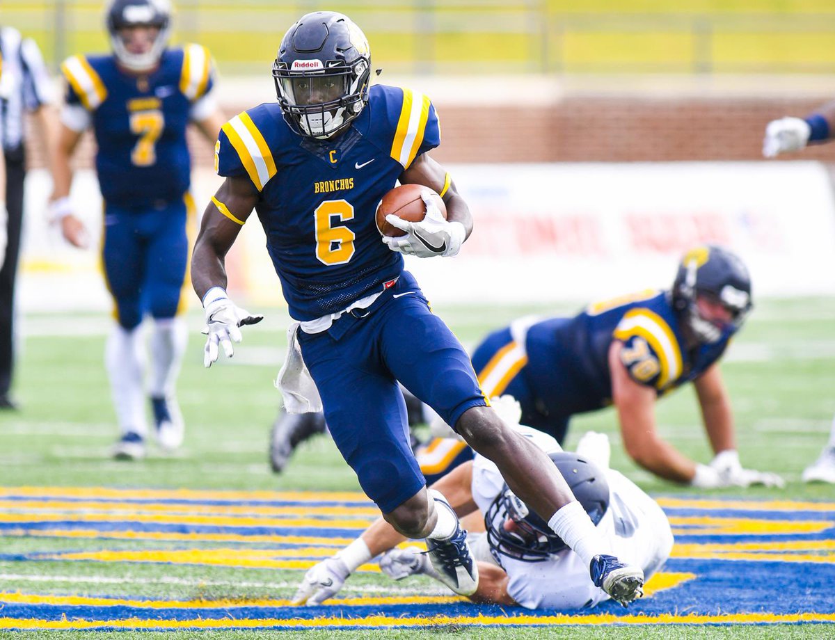 46SPORTS's tweet photo. ROSTER NAMES YOU MAY KNOW

@tulsa_oilers_fb EDITION

Joshua Crockett - WR
@ucobronchofb 

Traivon Bryant - DB
(@Official_tbbe)
@LUBoysFootball 

Tre Harvey - LB
(@THarv88)
@ECUTigersFB 

Courtney Ledyard - DL
@SWOSUFootball https://t.co/hczExgZStv