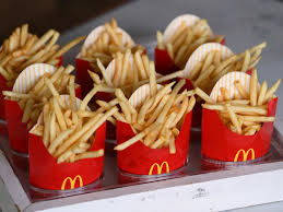 adrianacaamo's tweet photo. I'm joining my @Memeland fam to celebrate 6/9 the #MemeDay at @McDonalds!

I’m Lovin’ MEME! ❤️‍🔥

@adrianacaamo https://t.co/MUp7G9PCXs