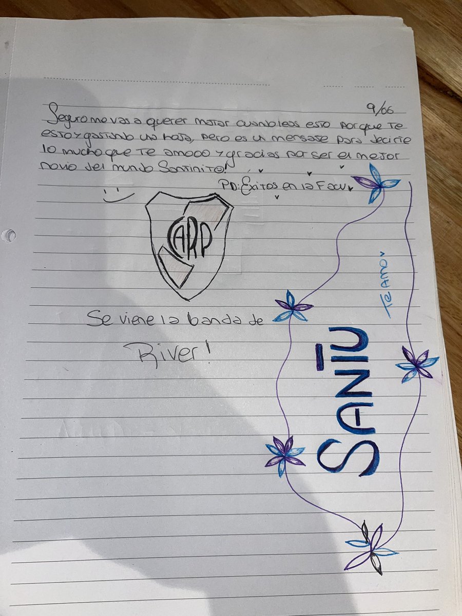 Santidefran15's tweet photo. Comooooooo no la voy a amarrrrrr con todo mi corazón no???? Es el amor de mi vidaaaaaa
Ese escuditoooo ahí está totalmente de más 😂🅱️👻 https://t.co/ZED4xlr4aB