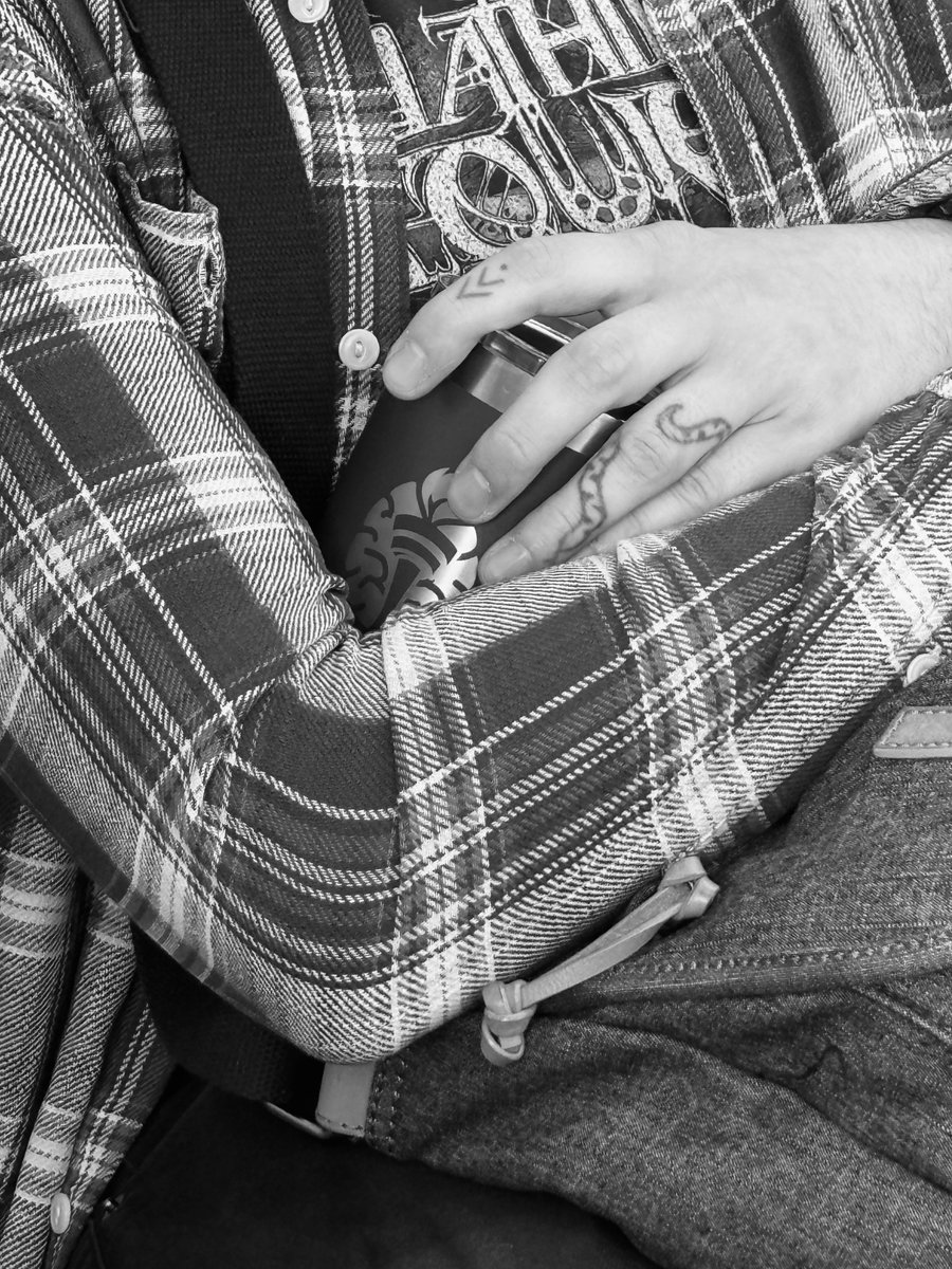 50FivePhotoJ's tweet photo. Image of the Day

6-11-2024

50Five Photo Journal
https://t.co/DHobDg1p9U

Human Made Content

#50FivePhotoJournal
#ImageoftheDay
#Photography
#iPhone15
#iPhone15Camera
#HumanProducedContent
#DocumentaryPhotography
#StreetPhotography
#Illinois
#Chicago
#NorthwestSide
#CTA https://t.co/DruCvnsI3L