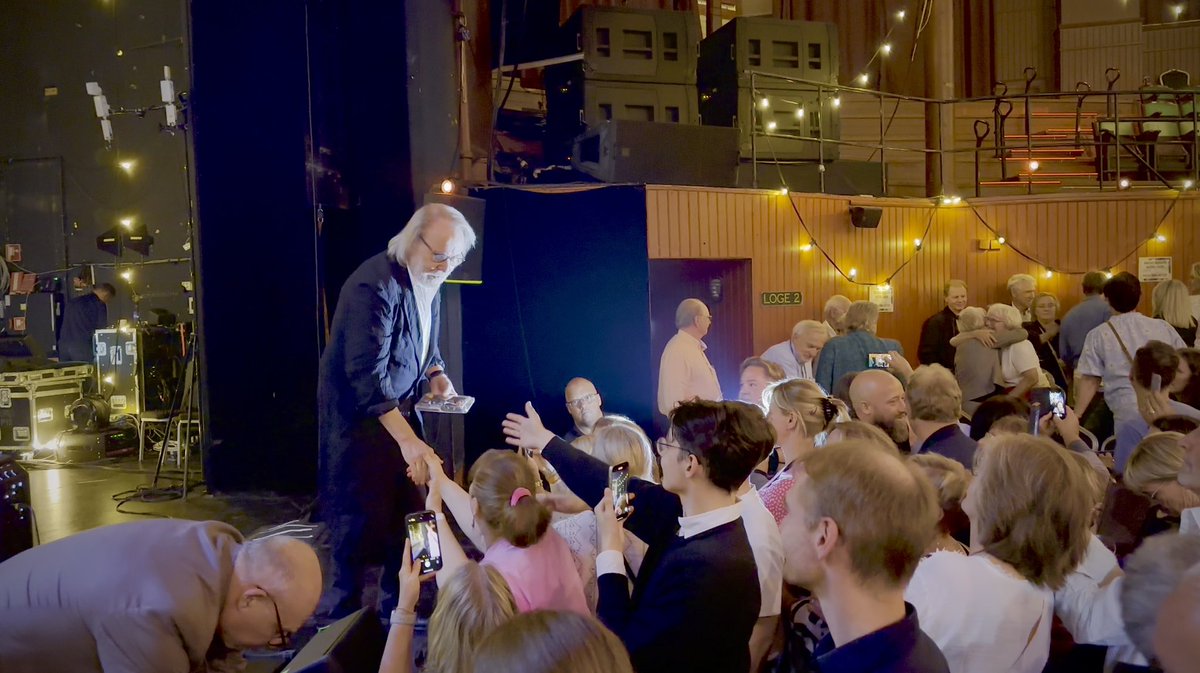 🎶🪗 Benny Anderssons Orkester brought the house down tonight! ⭐️⭐️⭐️⭐️⭐️ #abba #bennyandersson