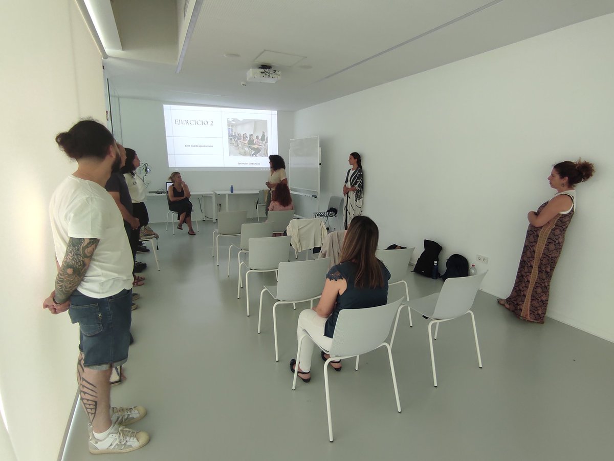 El pasado fin de semana pudimos conocer un poco más sobre las relaciones conscientes de la mano de nuestra compañera y directora, Natalia Ramos en el Master de Mindfulness y Equilibrio Emocional <a href="/InfoUMA/">Universidad de Málaga</a>
Sin duda, una experiencia transformadora.
#mindfulness #gestionemocional