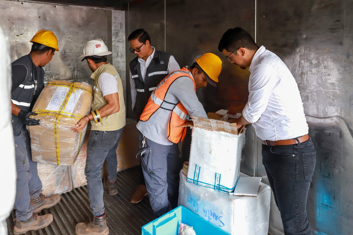 ABG_galapagos's tweet image. La carga que llega a las #Galápagos es revisada por los agentes de bioseguridad en dos fases, origen y destino. Gracias al apoyo de @EcuadorFias - #FEIG, contamos con modernos equipos tecnológicos que permiten tener mejores resultados en los procesos rutinarios de inspección.