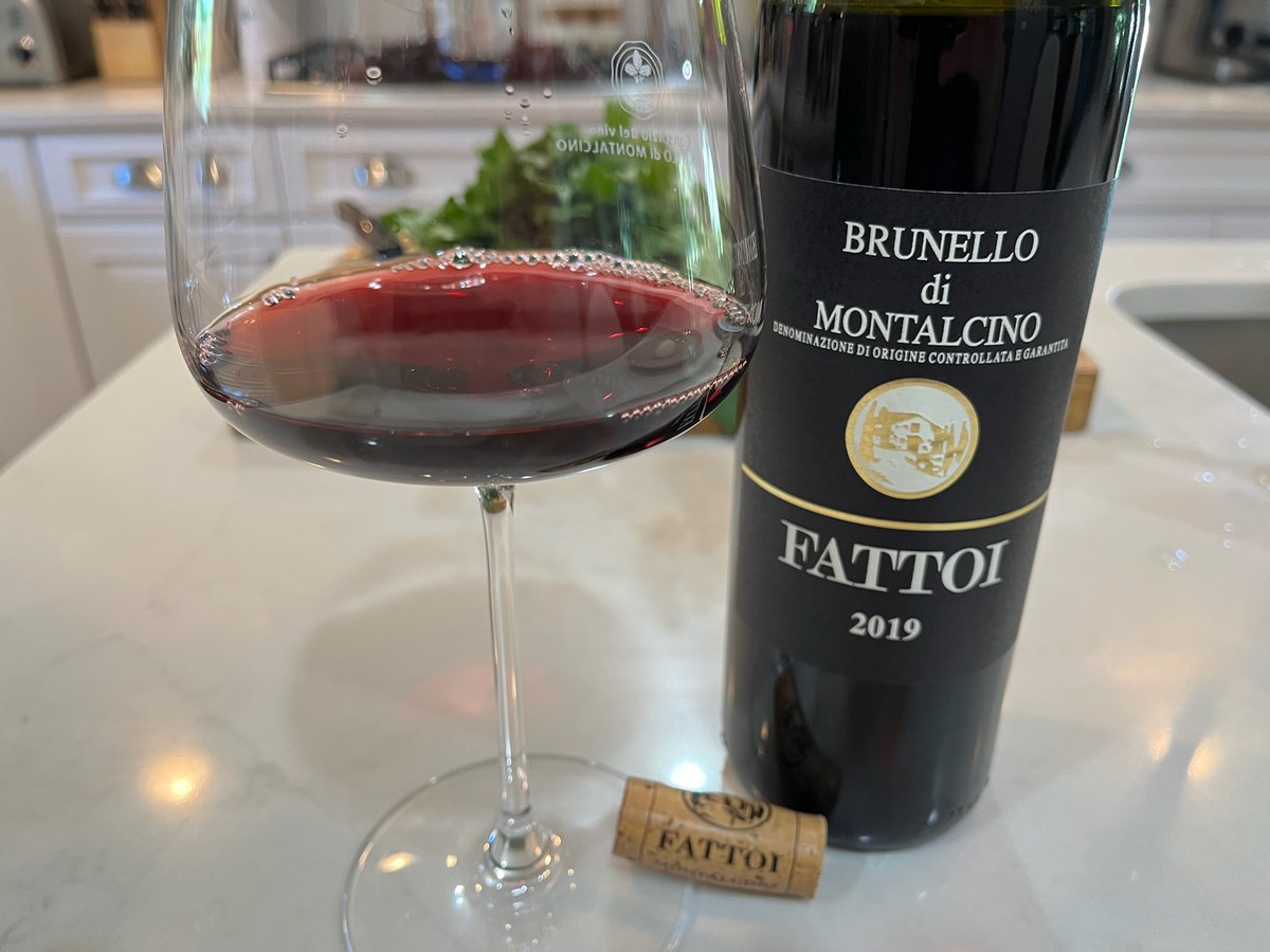 TuscanVines ® tweet media