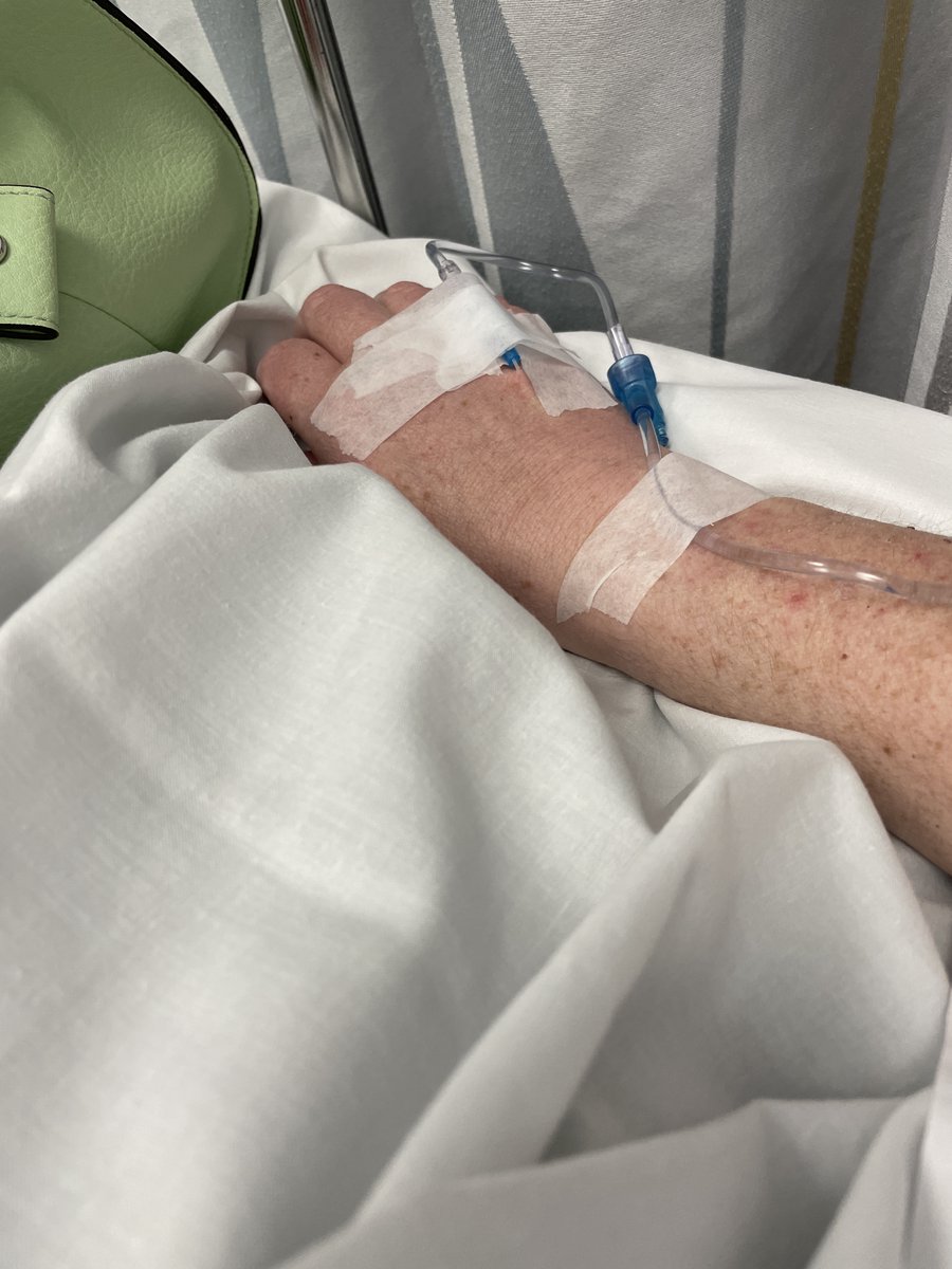 Empoweringpts9's tweet photo. 1/7🧵Had my overdue upper scope (EGD) & #ileoscopy (like #colonoscopy but thru stoma v rectum/anus) with dilation. 1st time in years my parents were chaperones.
Felt different:
😴No front in car
🤫No small talk
🆘No APB when in/out of shower
☎️No stress for a ride
😓Minimal guilt https://t.co/TbeUNAXw38