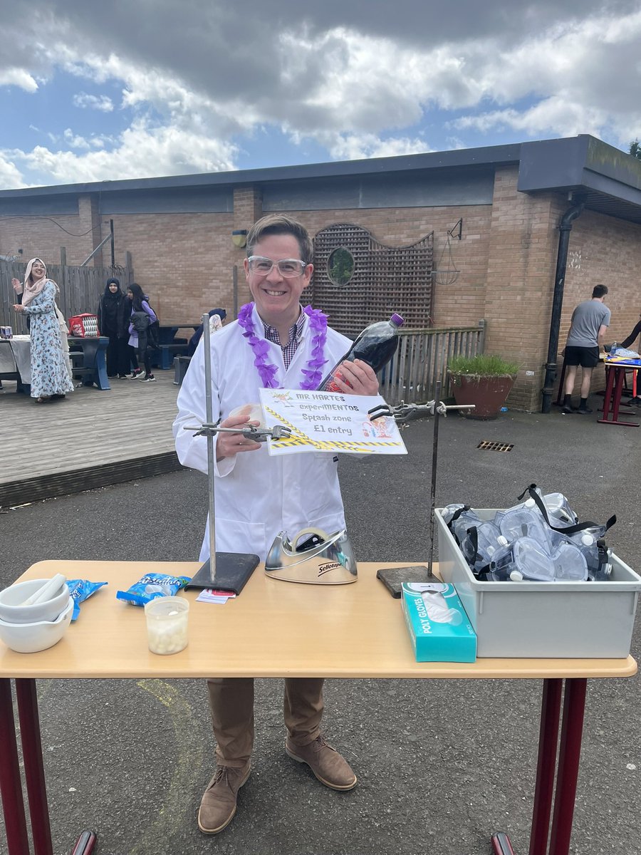 Mrs Dickson tweet media