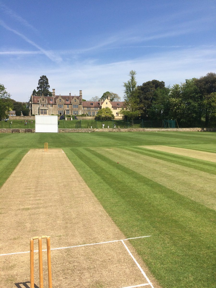 Adam Thompson tweet media