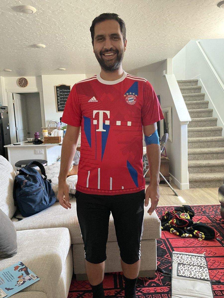 Anthony36910608's tweet photo. Heute ist #TrikotTag 🔥 https://t.co/CBaJQkyFKj