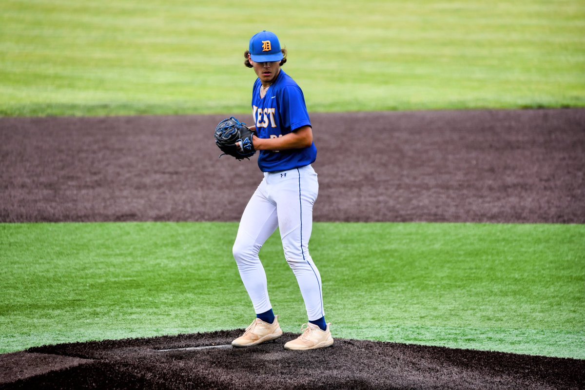 jake_mello34's tweet photo. Thank you @DWestBaseball for a great 4 years. 

Senior Year Pitching Stats (reg. season and playoffs)
21.2 IP
1.29 ERA
.877 WHIP
32 K
8 BB
.143 BAA
11 H

Senior Year Hitting Stats (reg. season and playoffs)
85 PA
.324 AVG
.447 OBP
.844 OPS
10 RBI
12 R
22 H (17 1B, 5 2B)
16 BB https://t.co/YQWGJFGJGF