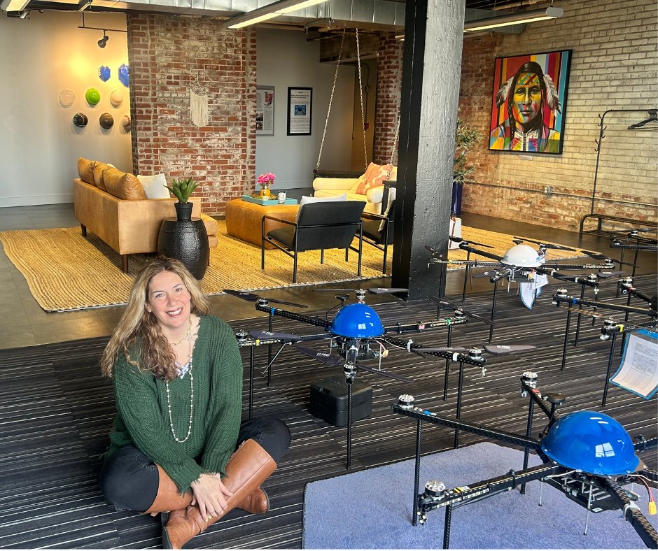 fly_dexa's tweet photo. Our story all started with a groundbreaking idea: integrating a mesh network with Telegram technology into #drones. Our CEO, Beth Flippo developed our proprietary #technology, paving the way for a new era of #autonomousdelivery. And thus, #DroneExpress was born. 1/2
#drone https://t.co/Fo9tfvInLp