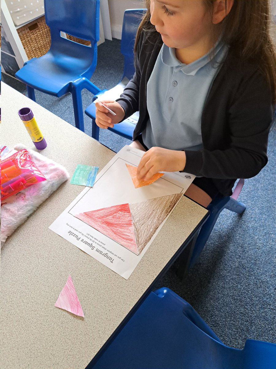 Dosbarth Glas tweet media