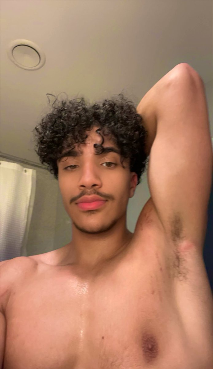 AlphaAchill3s's tweet photo. Lick The Sweat Of My Pit 😵‍💫 https://t.co/CQMv8LebBb