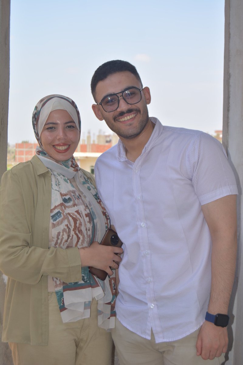 في أول الحكايات حكايتي معك بقالي زمان واخدني هواك و جوة في قلبي ليك أيام ما بتتنسيش❤️❤️❤️❤️🦋🦋🦋
<a href="/AzabYasmenn/">Yasmenn Azab</a>