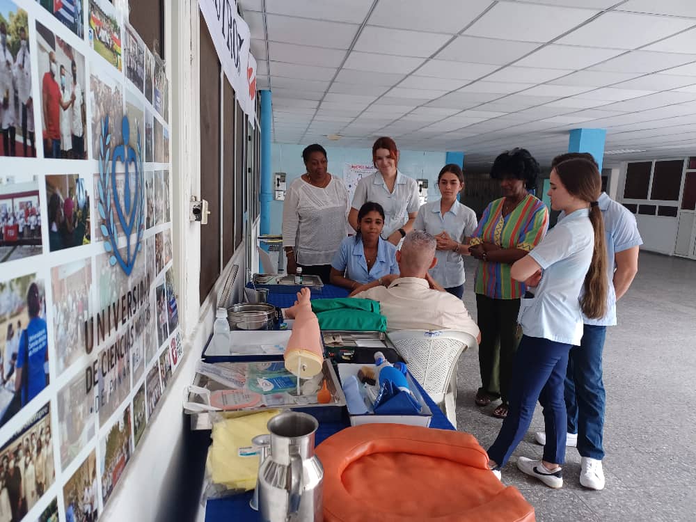 Expoferia de Enfermería en jornada de evaluación externa para acreditación de la carrera.
#UCMPinarPorLaExcelencia
#PinarXNuevasVictorias