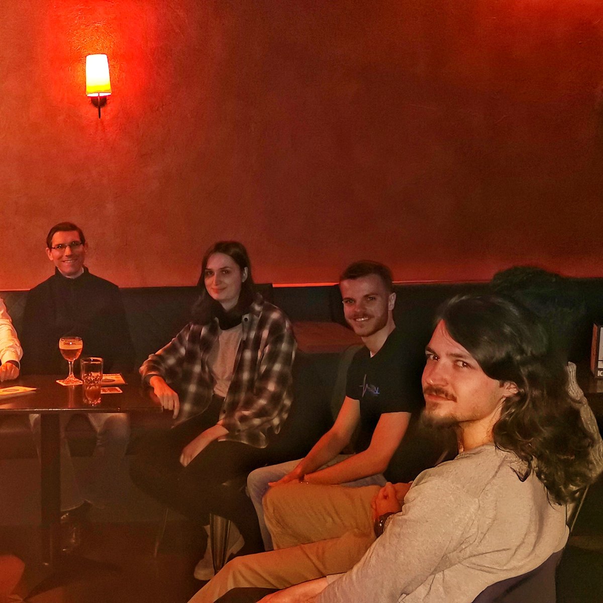 SvenKlaus's tweet image. Und wenn das #sep vorbei ist, darf man auch mal feiern gehen 😀... Sie möchten auch mal als Unternehmen zusammen mit der #HochschuleMannheim ein #Softwareprojekt in der #Informatik durchführen? Sehr gerne, bewerben Sie sich formlos bei mir! Kontaktdaten in der Bio #hma