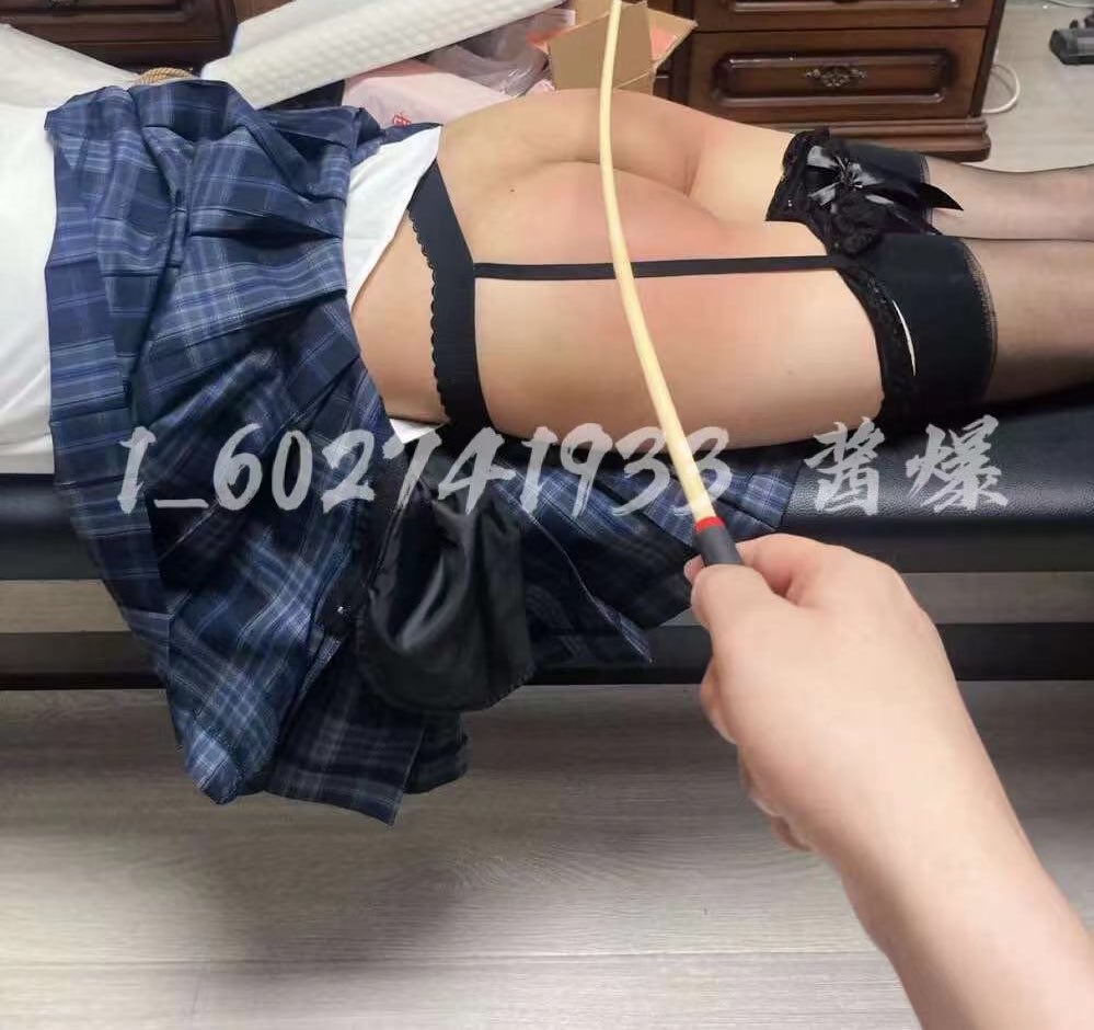 预告 另外采访一下大家这样的水印是不是影响观感了

#沈阳 #实践 #小圈 #sp #管教 #女贝  #spanking