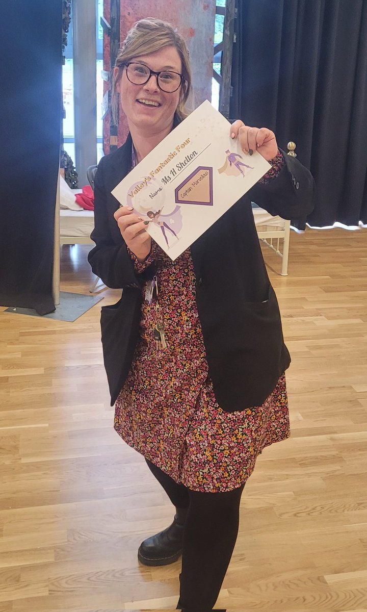 Outwood_Valley's tweet photo. Celebrating our fabulous colleagues and sharing best practice. 👏 💜

#ValuedAtValley https://t.co/DOPzmkvby9